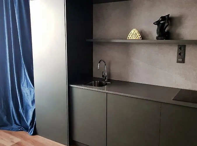 Mary Sanchez 21 - - New Canteras Playa